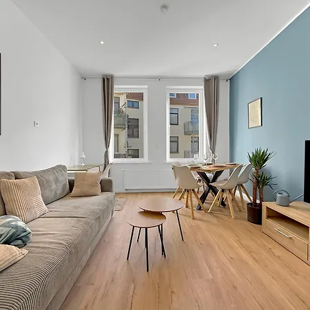 Apartment Design 2 Bedrooms Living And Balcony Hannover